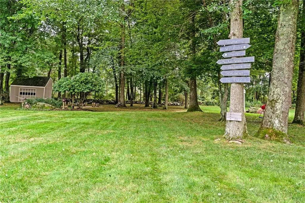 54 Kickemuit Avenue Bristol RI 02809