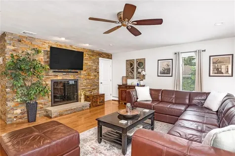 54 Kickemuit Avenue Bristol RI 02809