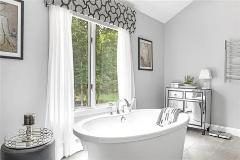 54 Kickemuit Avenue Bristol RI 02809