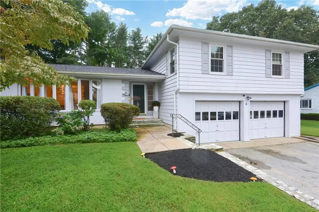 4 Valley View Drive Johnston RI 02919