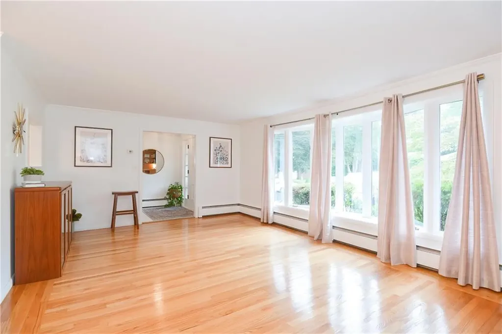 4 Valley View Drive Johnston RI 02919