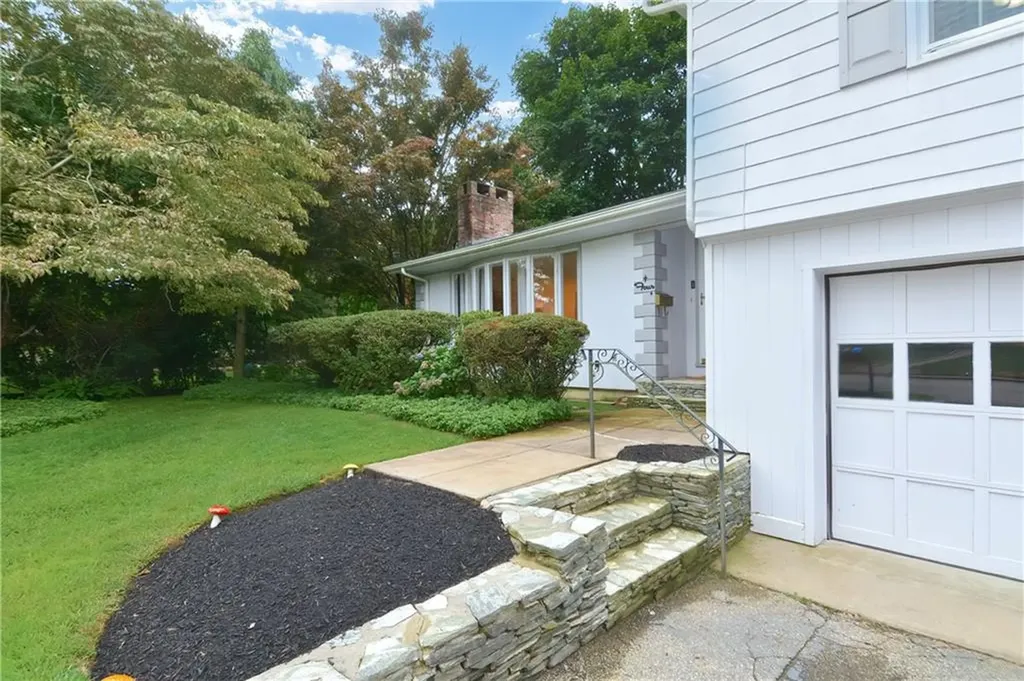 4 Valley View Drive Johnston RI 02919