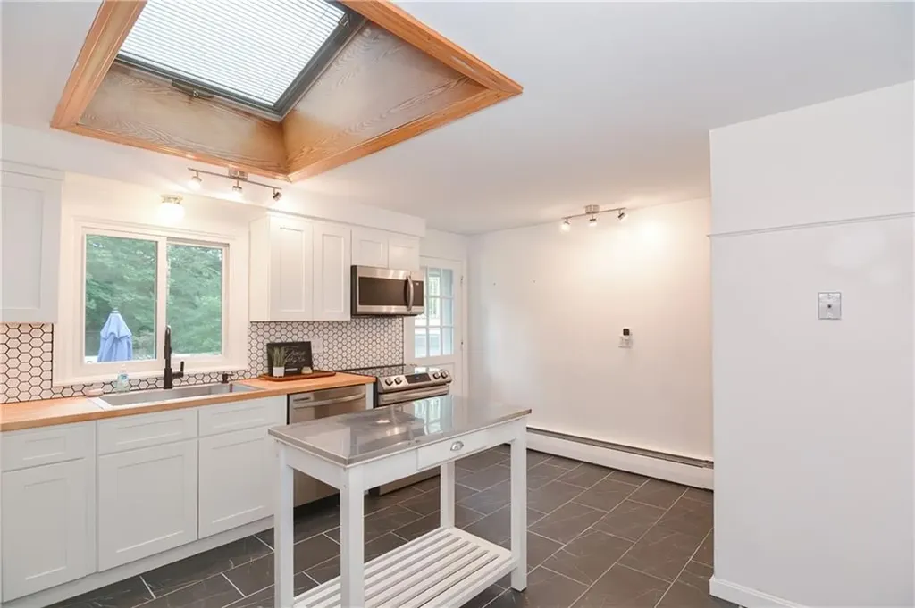 4 Valley View Drive Johnston RI 02919