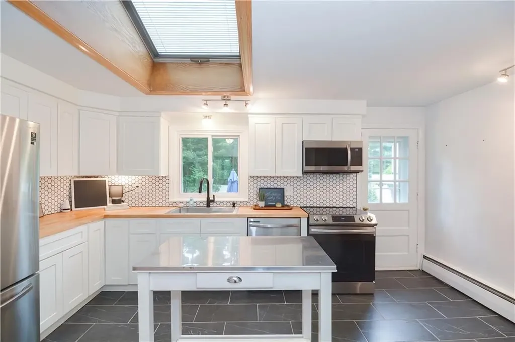 4 Valley View Drive Johnston RI 02919