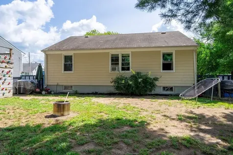 61 Sumach Avenue East Providence RI 02915