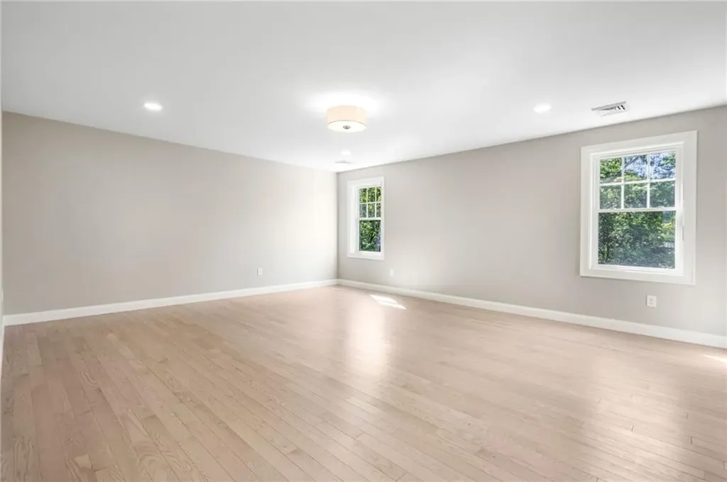 5 Vera Drive Smithfield RI 02917