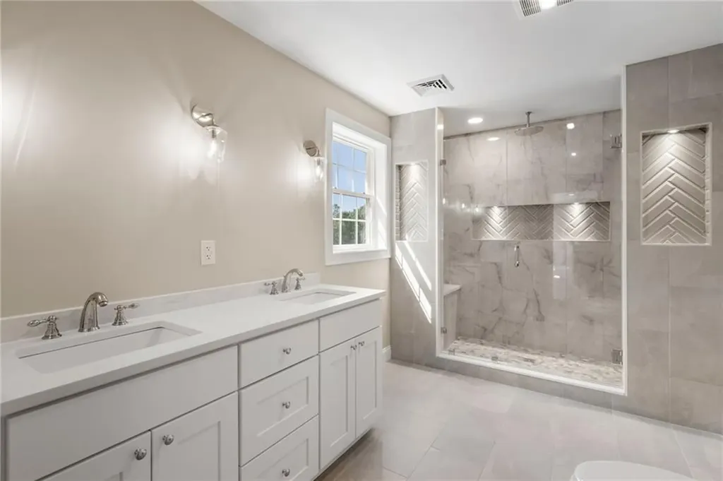 5 Vera Drive Smithfield RI 02917