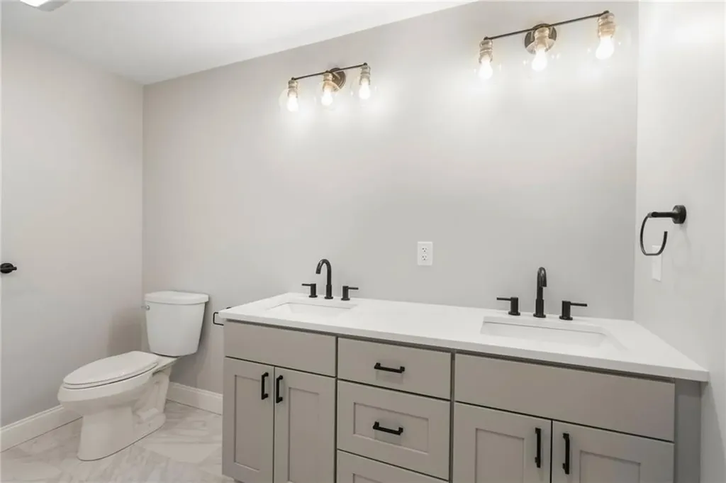 5 Vera Drive Smithfield RI 02917