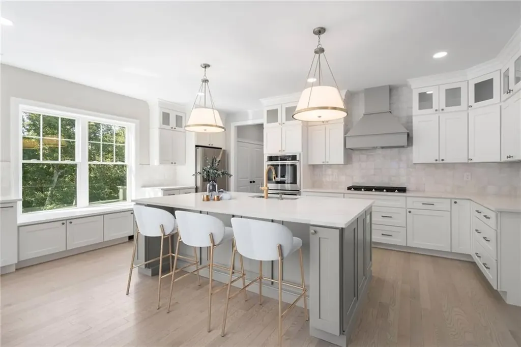 5 Vera Drive Smithfield RI 02917