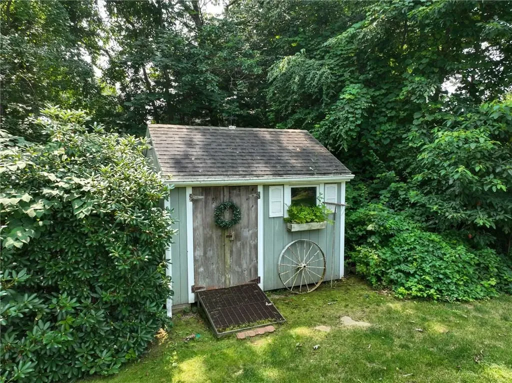 9 Branberry Drive Westerly RI 02891