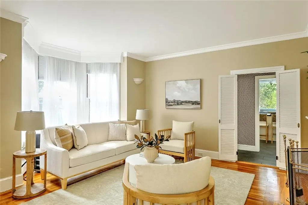 80 New Meadow Road Barrington RI 02806