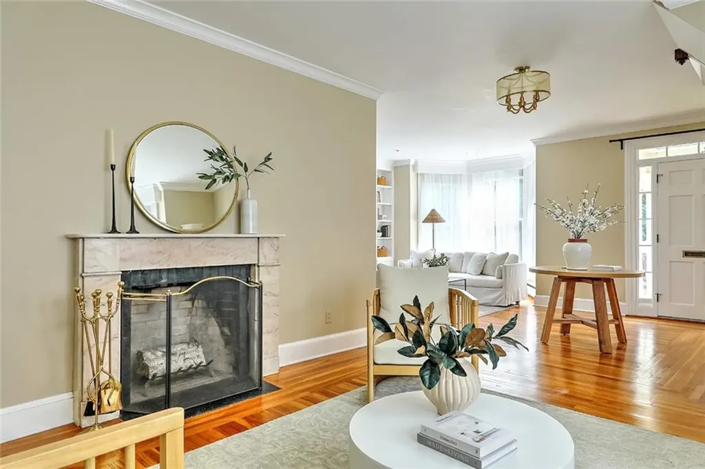 80 New Meadow Road Barrington RI 02806