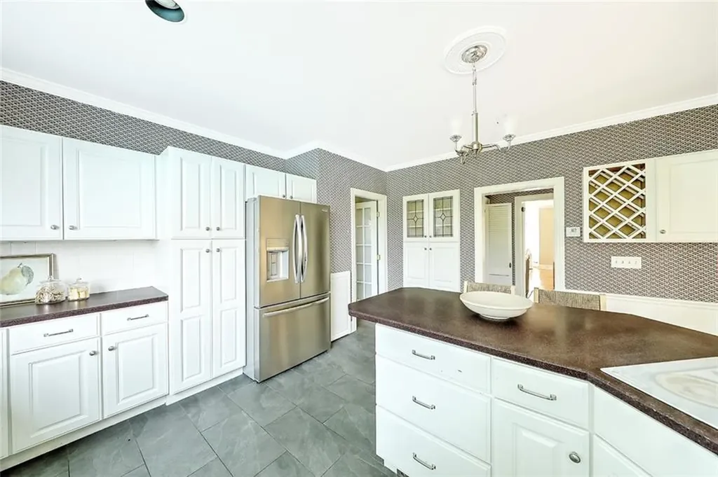 80 New Meadow Road Barrington RI 02806