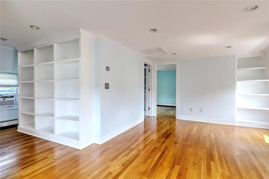 80 New Meadow Road Barrington RI 02806