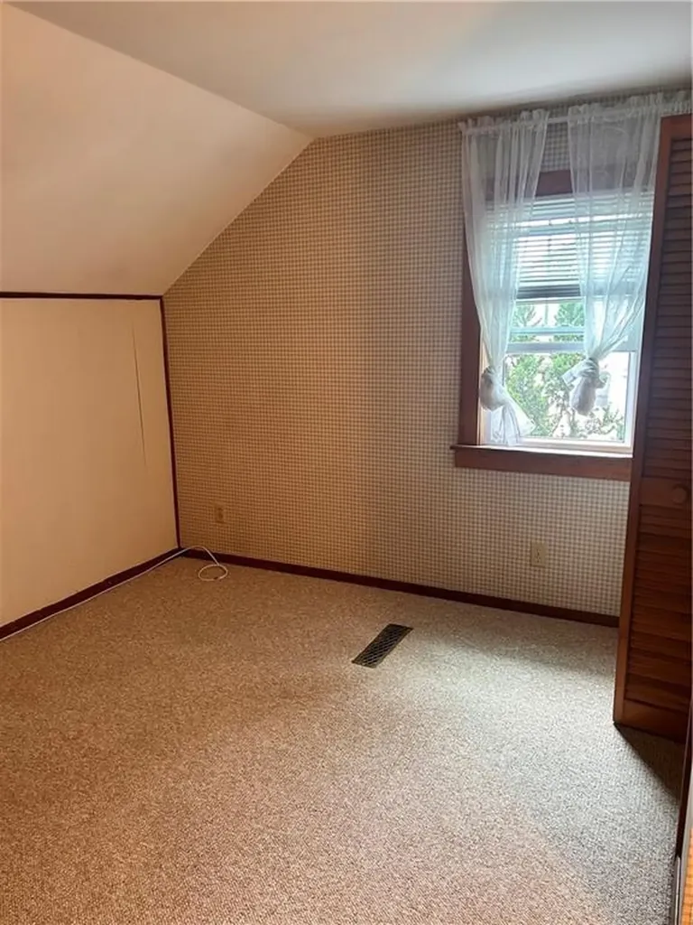 60 Oswald Street Pawtucket RI 02861