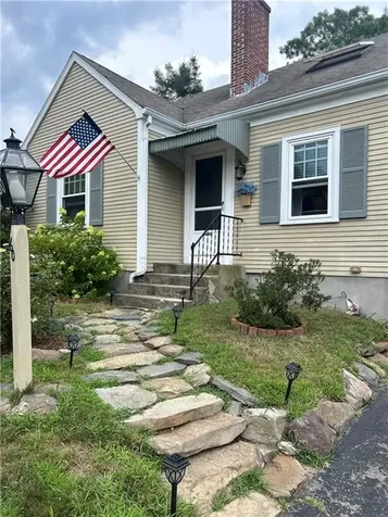 60 Oswald Street Pawtucket RI 02861