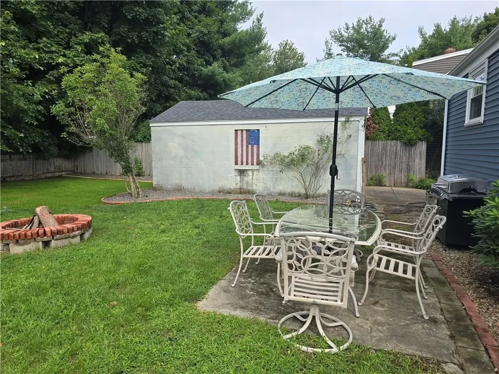 240 Clews Street Pawtucket RI 02861