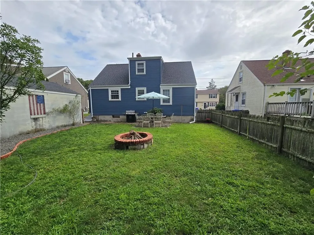240 Clews Street Pawtucket RI 02861