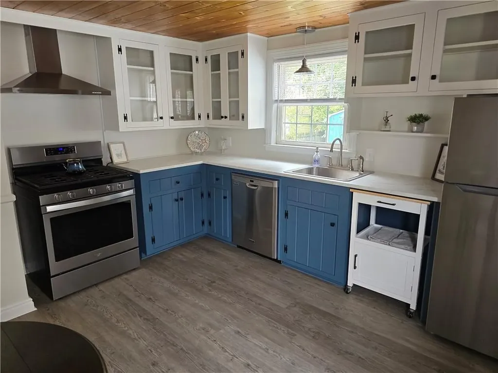 240 Clews Street Pawtucket RI 02861