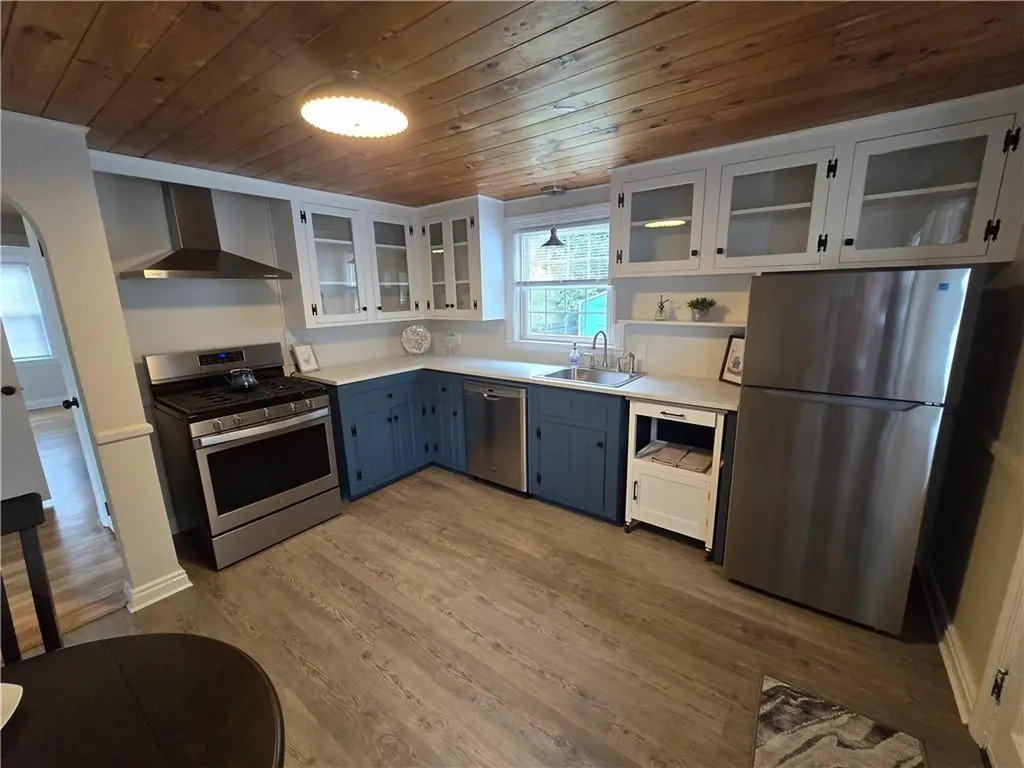 240 Clews Street Pawtucket RI 02861