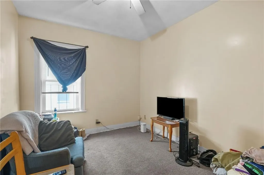 299 Lowden Street Pawtucket RI 02860