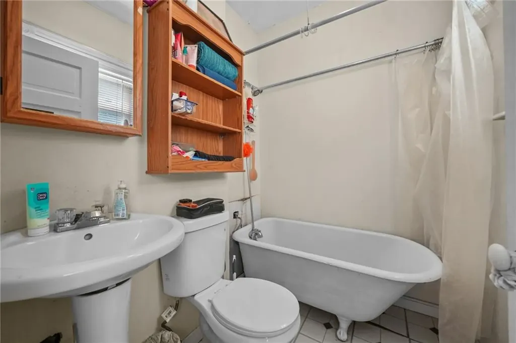 299 Lowden Street Pawtucket RI 02860
