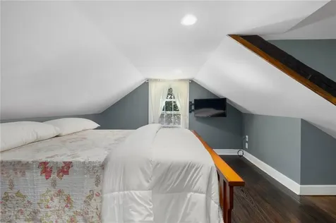 449 Sconticut Neck Road Fairhaven MA 02719