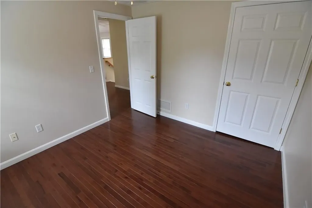 21 Breakneck Hill Road Lincoln RI 02865