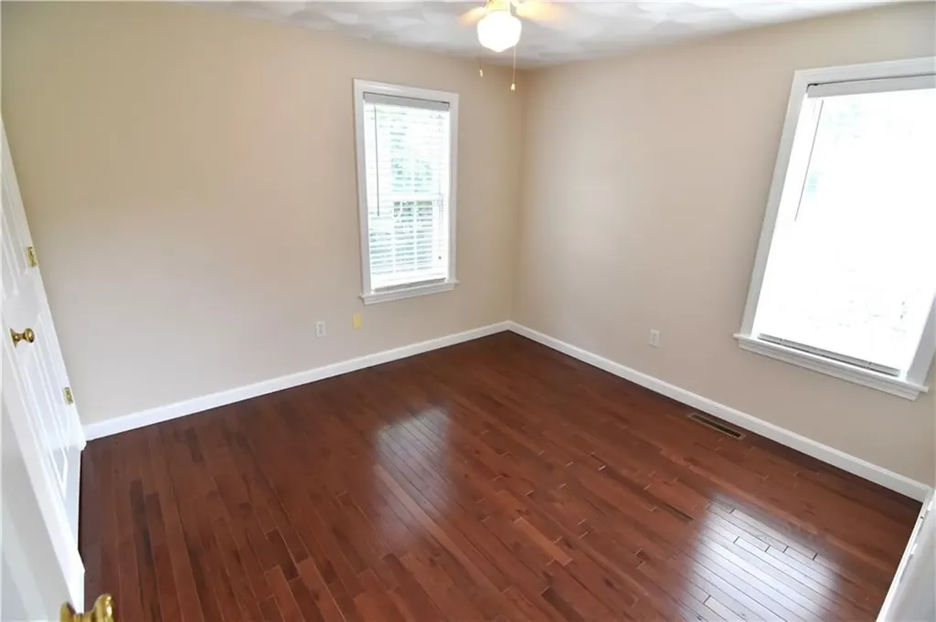 21 Breakneck Hill Road Lincoln RI 02865