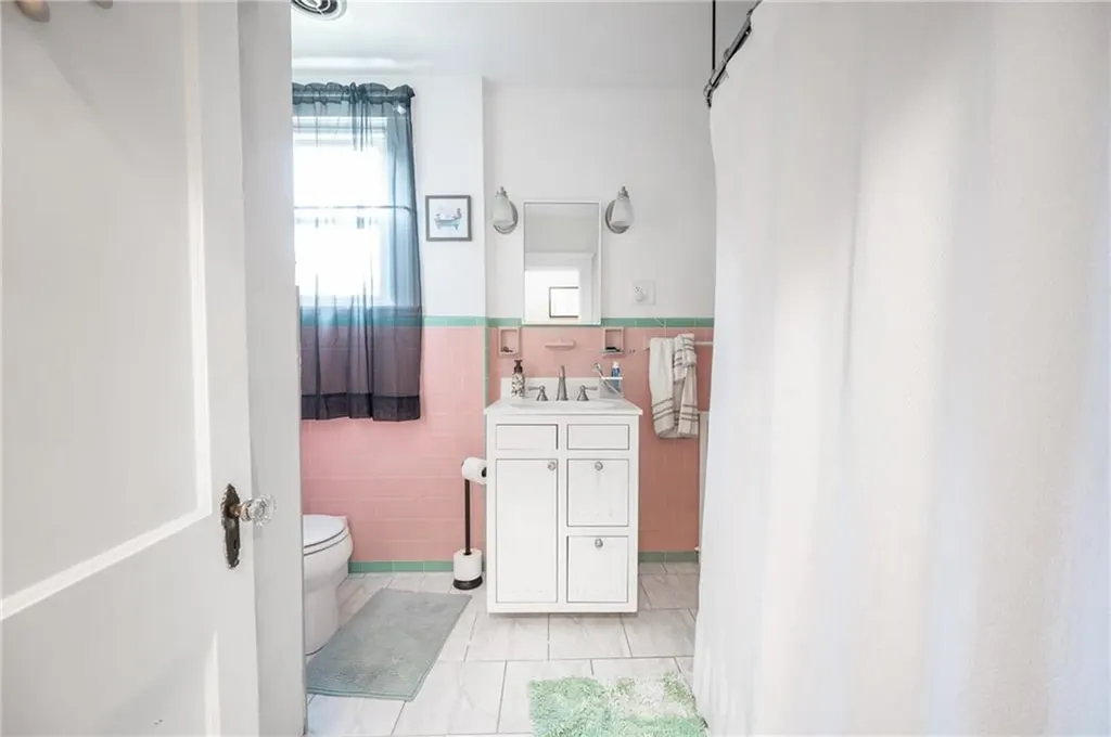 157 Carrington Avenue Woonsocket RI 02895