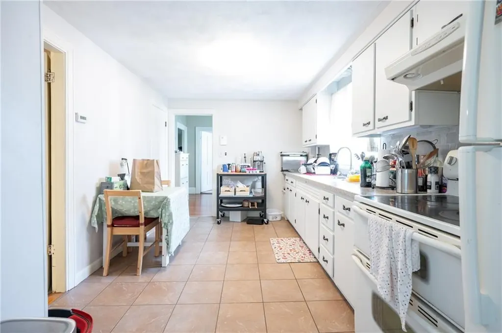 157 Carrington Avenue Woonsocket RI 02895