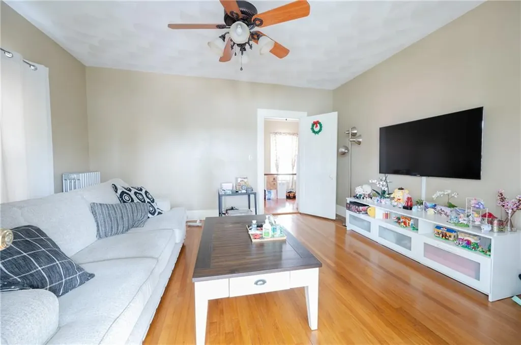 157 Carrington Avenue Woonsocket RI 02895