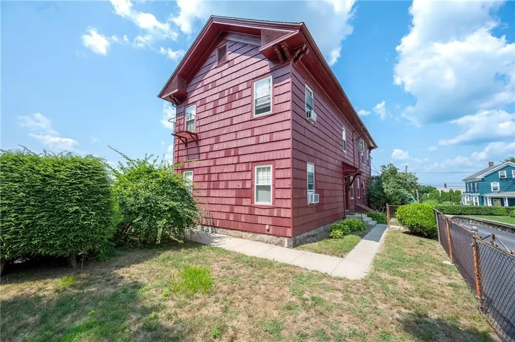 157 Carrington Avenue Woonsocket RI 02895