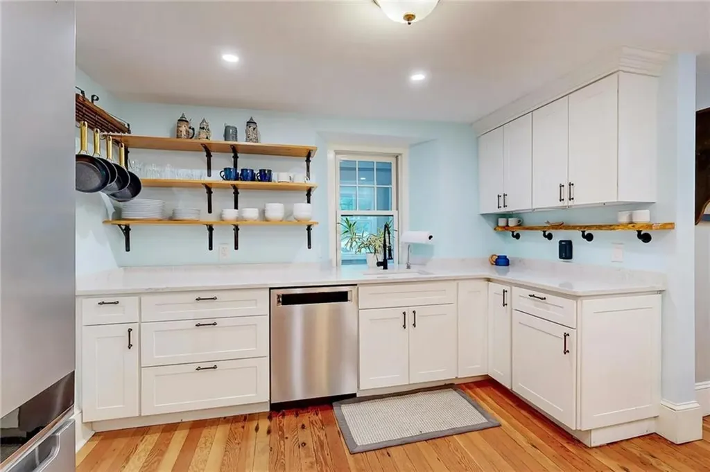 18 Stillwater Road Smithfield RI 02917
