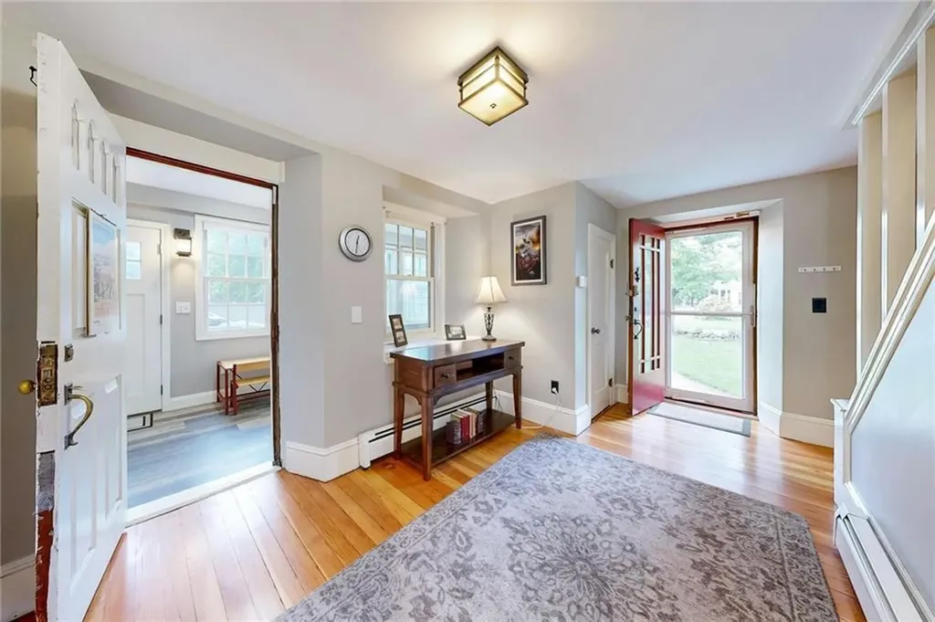 18 Stillwater Road Smithfield RI 02917