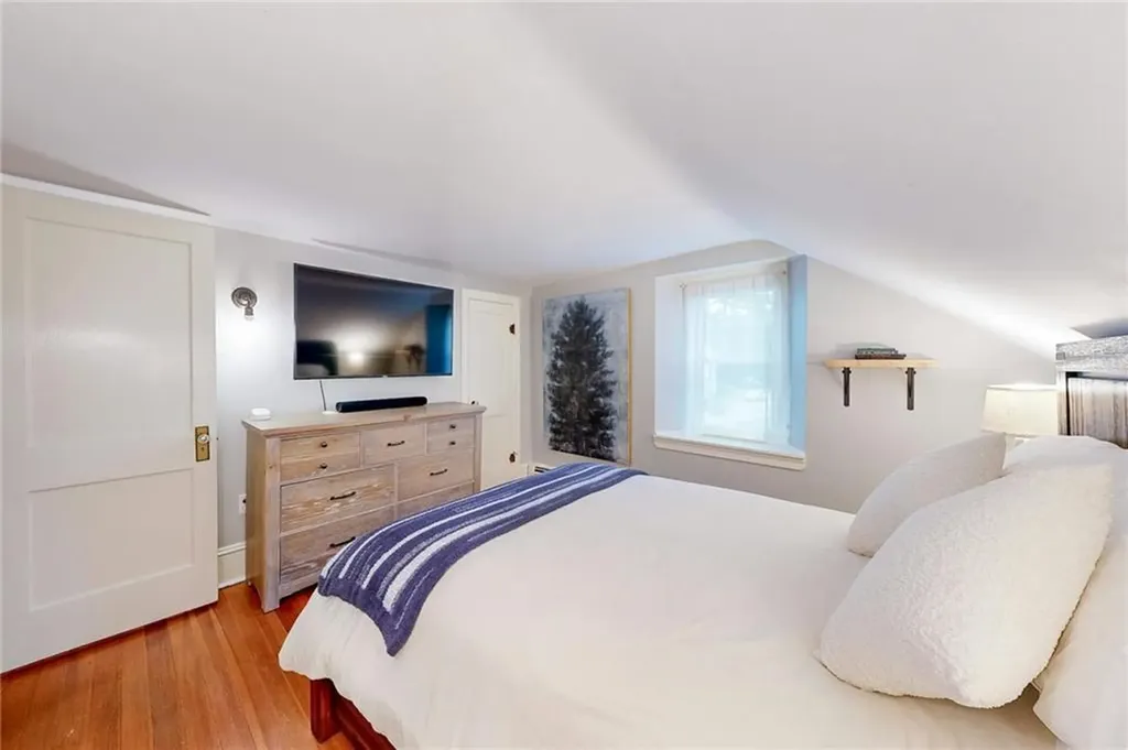 18 Stillwater Road Smithfield RI 02917
