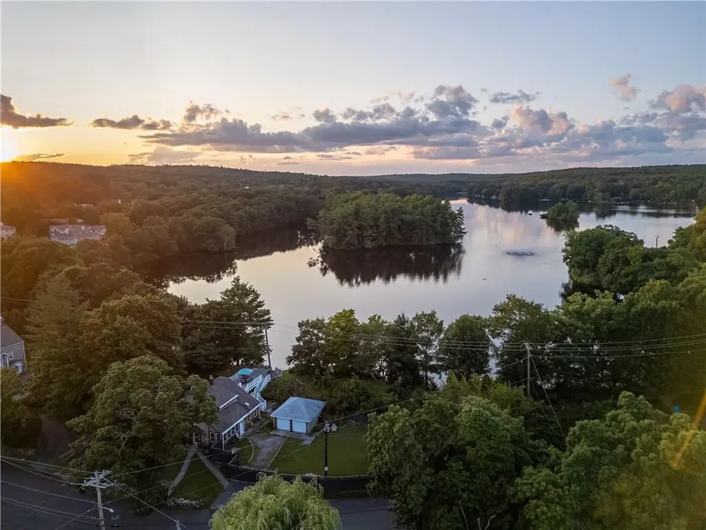 18 Stillwater Road Smithfield RI 02917