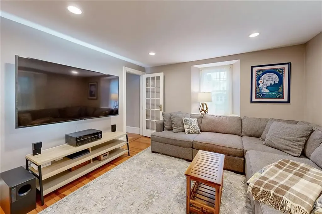 18 Stillwater Road Smithfield RI 02917