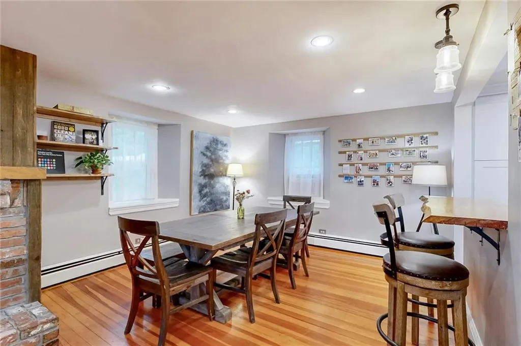 18 Stillwater Road Smithfield RI 02917