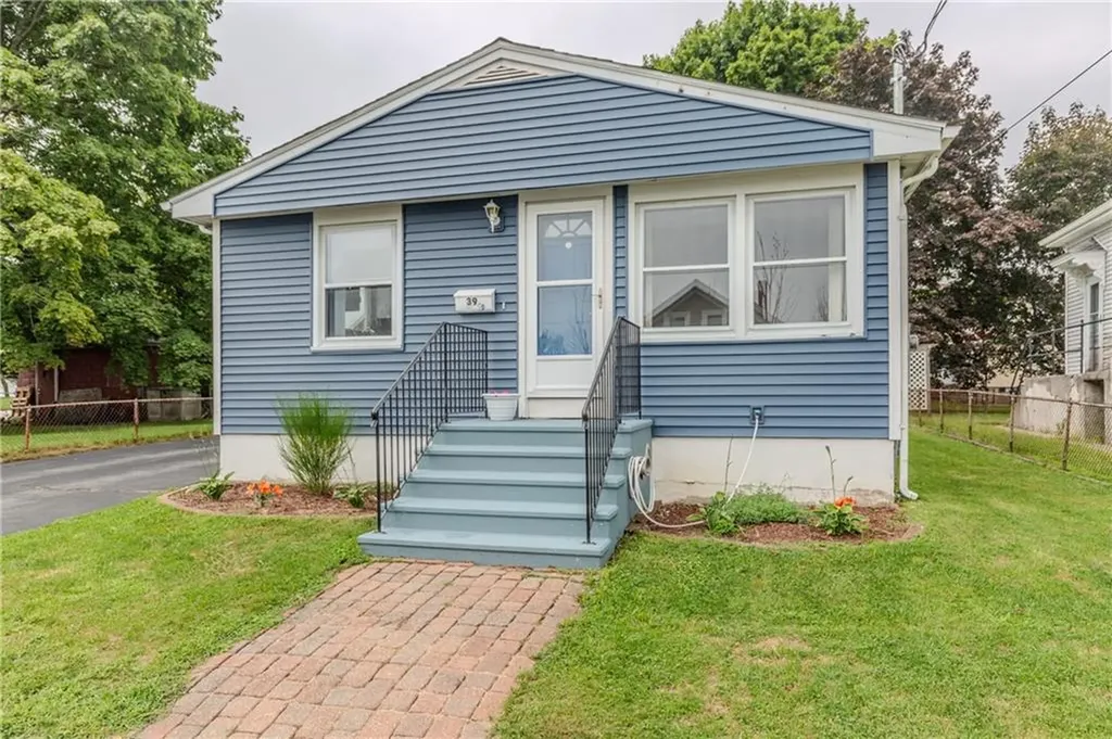 39 Irving Street North Providence RI 02904