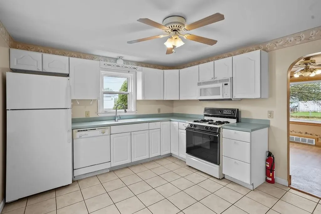 50 Manistee Street Pawtucket RI 02861