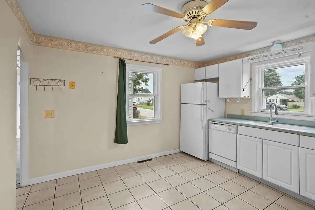 50 Manistee Street Pawtucket RI 02861