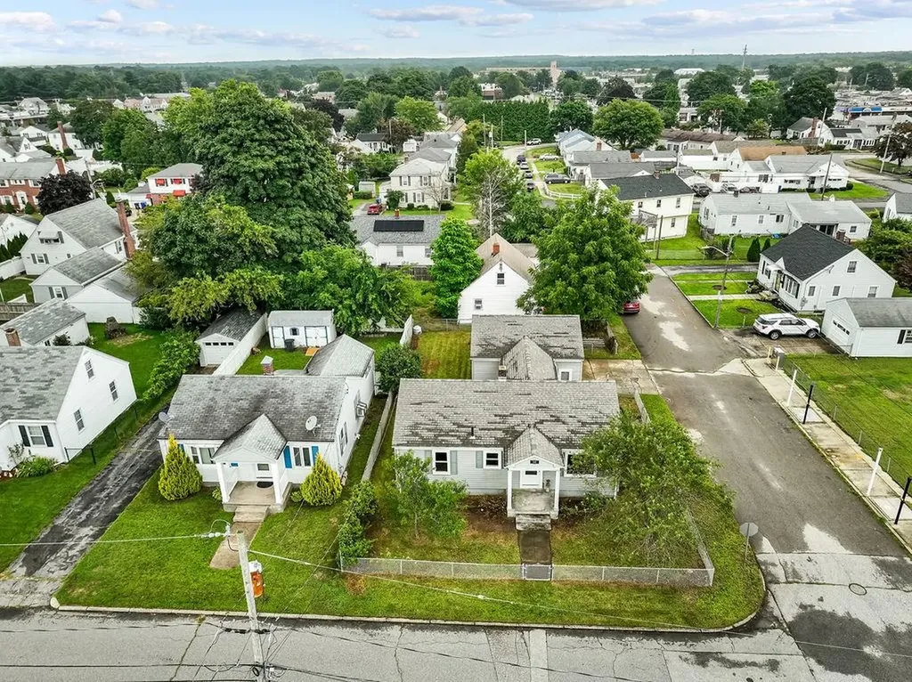 50 Manistee Street Pawtucket RI 02861