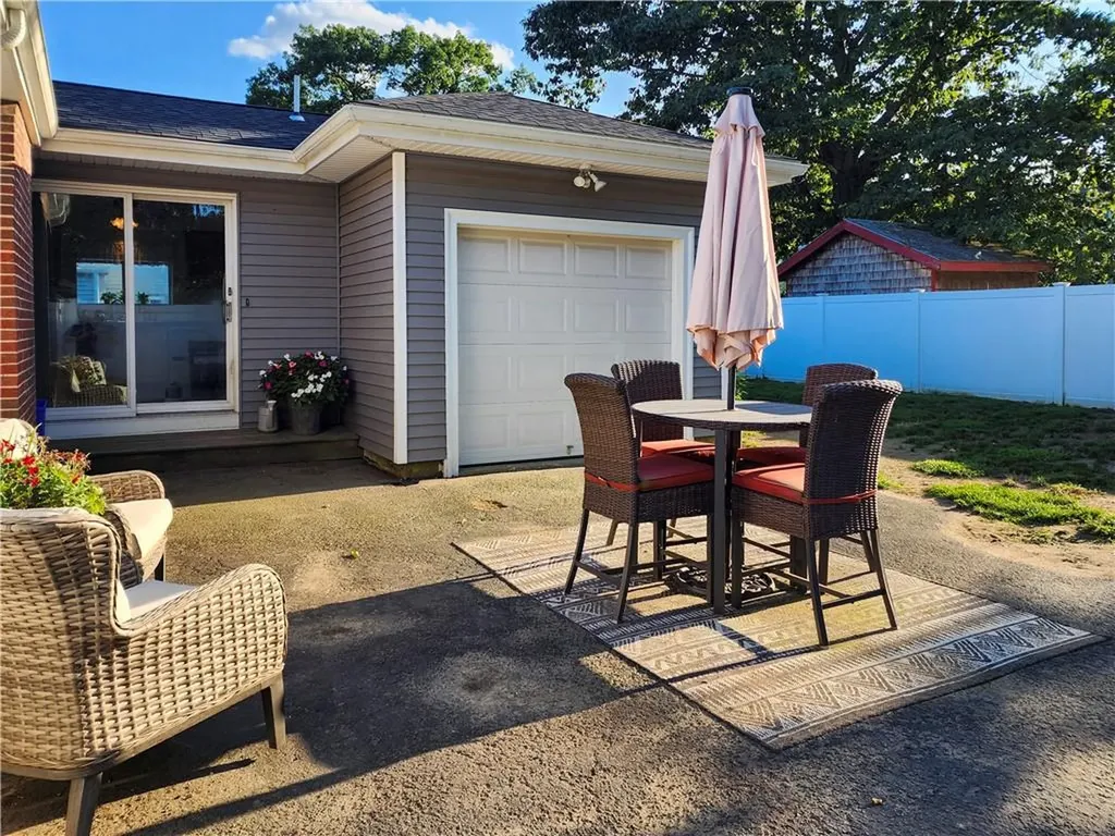 91 Oswald Street Pawtucket RI 02861