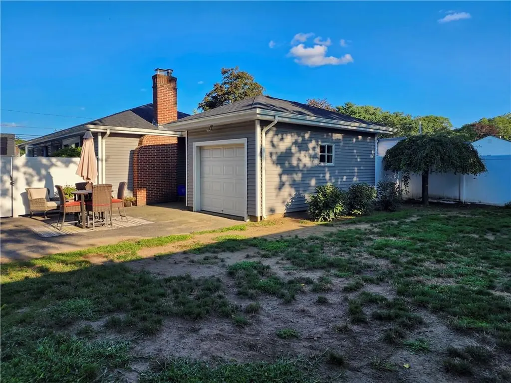 91 Oswald Street Pawtucket RI 02861