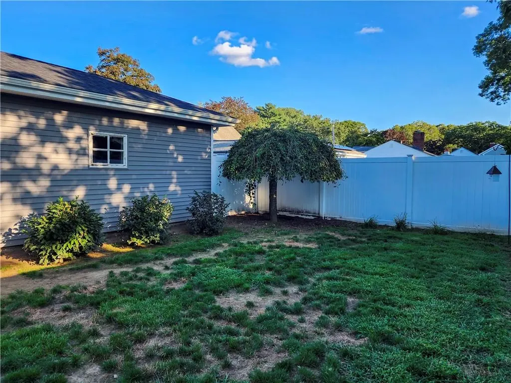 91 Oswald Street Pawtucket RI 02861