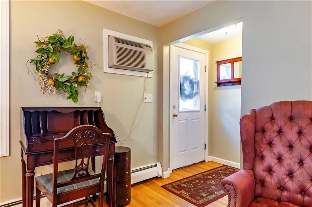 91 Oswald Street Pawtucket RI 02861