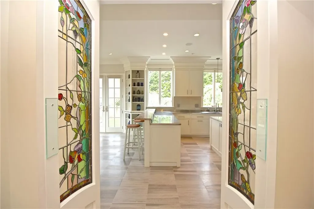 203 Coggeshall Avenue Newport RI 02840