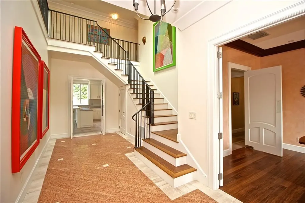 203 Coggeshall Avenue Newport RI 02840