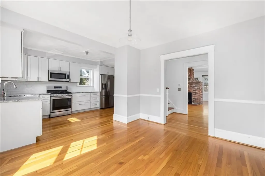 29 Savoy Street Providence RI 02906